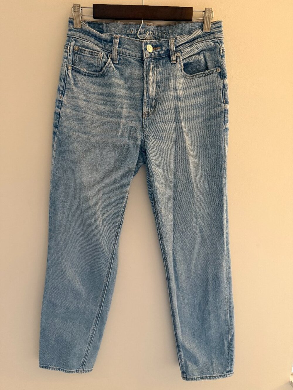 American Eagle Stretch Size 4 Light Wash High Rise Straight Leg Jeans
